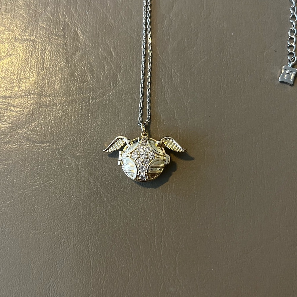 Charmed Aroma x Harry Potter | Golden Snitch Locket Necklace